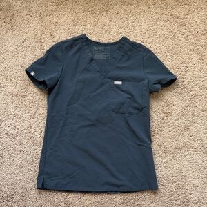 Figs Catarina One-Pocket Scrub Top in Night Sky